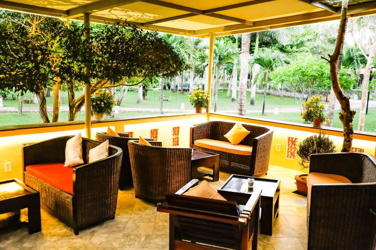 Le Belhamy Beach Resort & Spa, Hoi An An Bàn Dış mekan fotoğraf